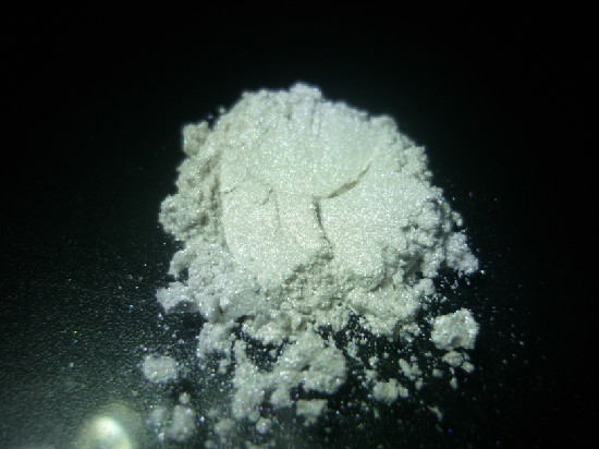 Irradiant White mica powder